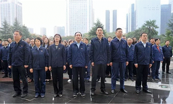 ABPAY钱包官方网站集团进行庆祝新中国成立暨“不忘初心服膺使命”主题升旗典礼